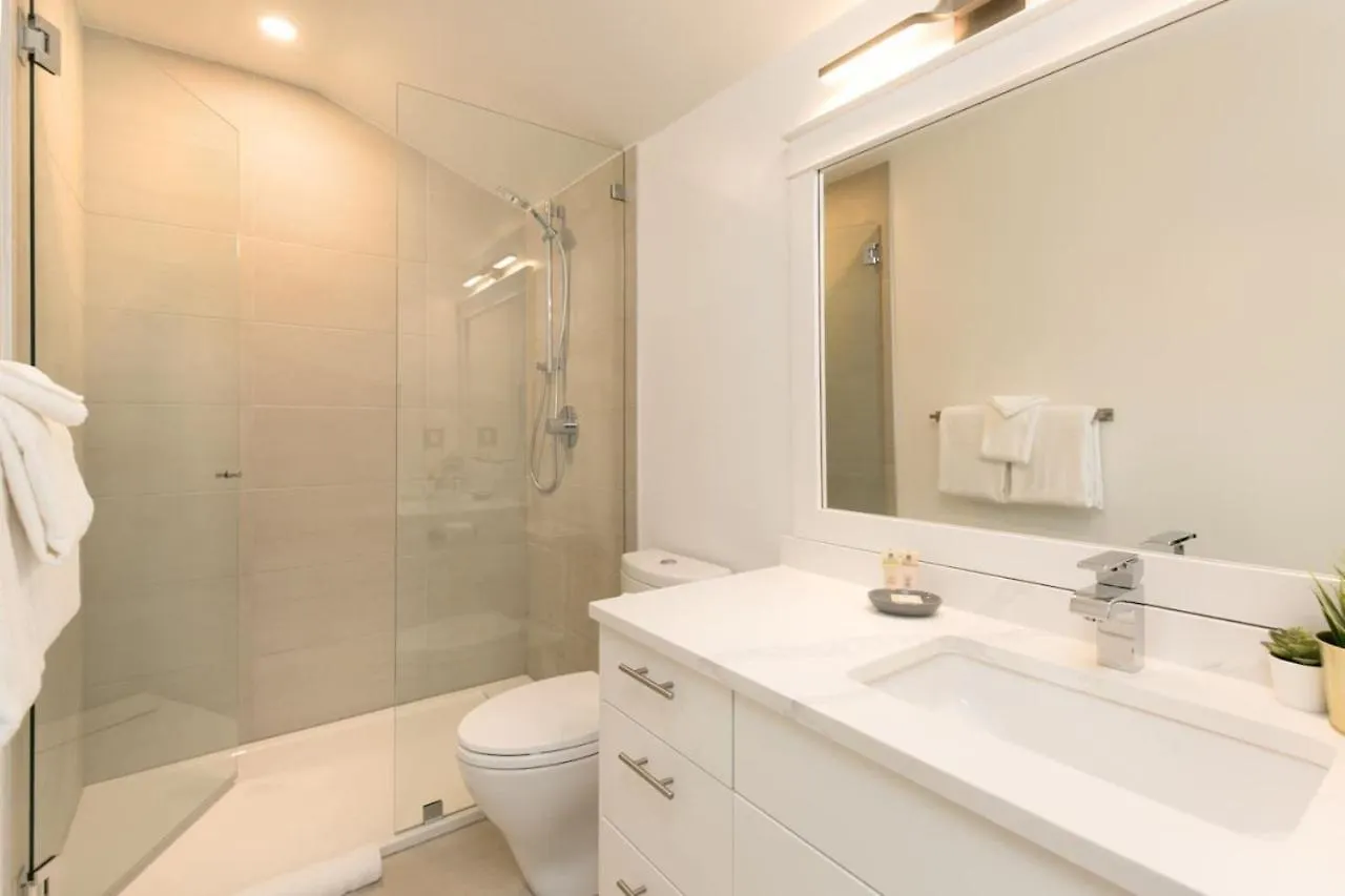 Tantalus Penthouse Mountain And Village Views Whistler